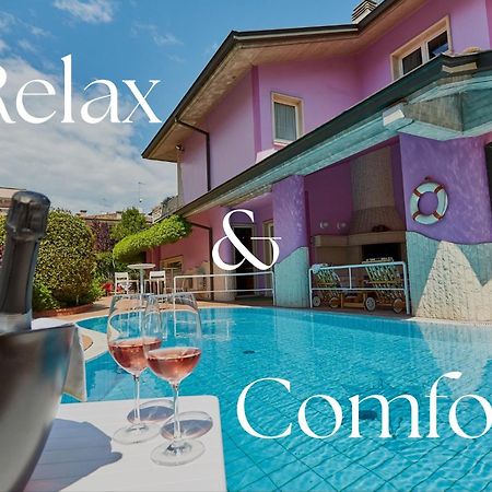 Hotel Villa Lilla Desenzano del Garda Kültér fotó
