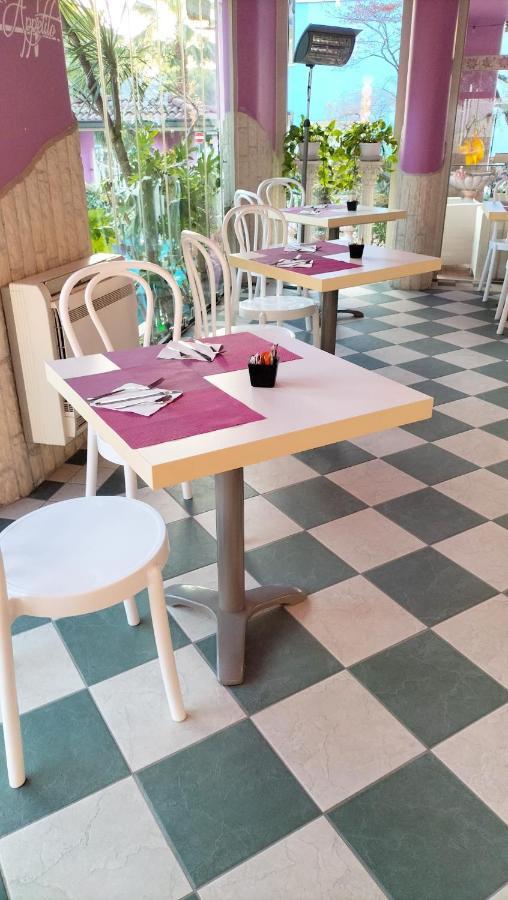Hotel Villa Lilla Desenzano del Garda Kültér fotó