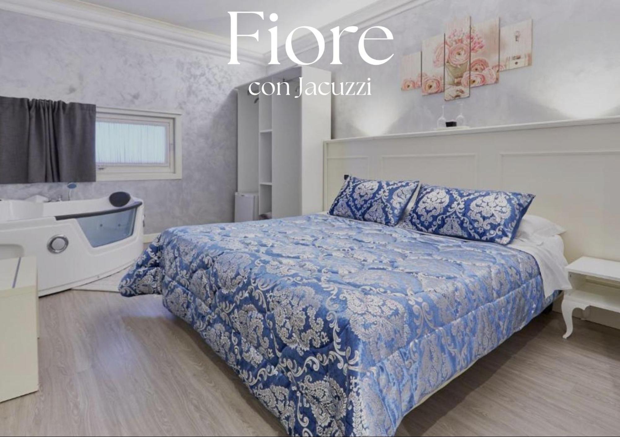Hotel Villa Lilla Desenzano del Garda Kültér fotó